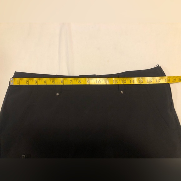 Jamie Sadock, black golf skirt with built-in shorts,front pockets,side zipper,12 - Picture 4 of 12